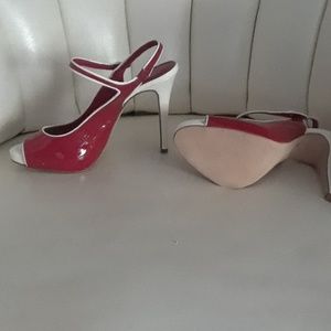 Bebe pumps